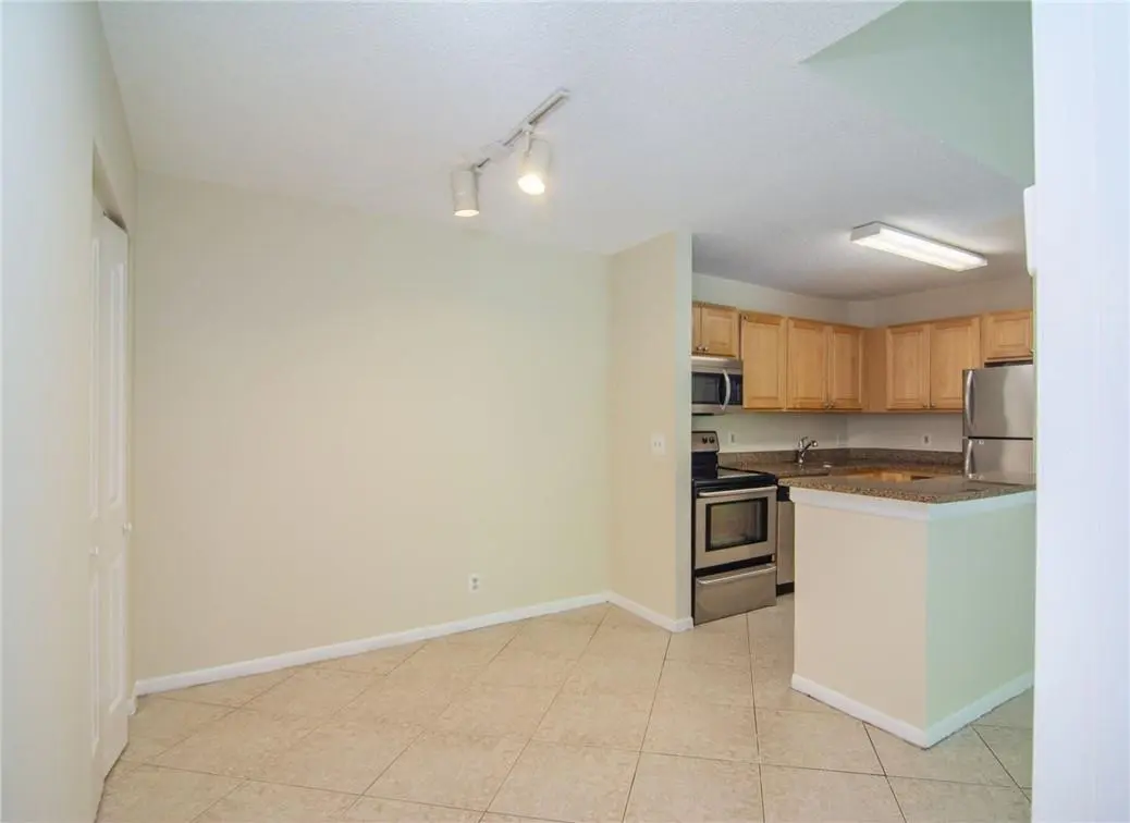 Photo 7 at 10701 CLEARY Boulevard 306, Plantation