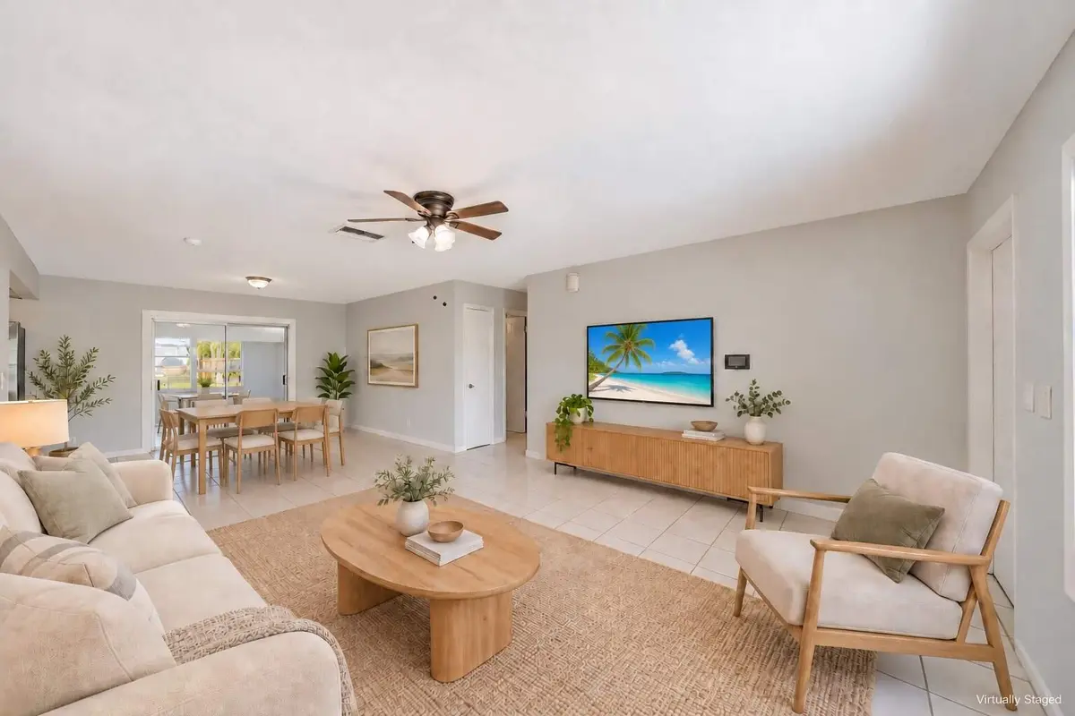 VIRTUAL FURNITURE-004 at 310 SW 78TH Terrace, North Lauderdale