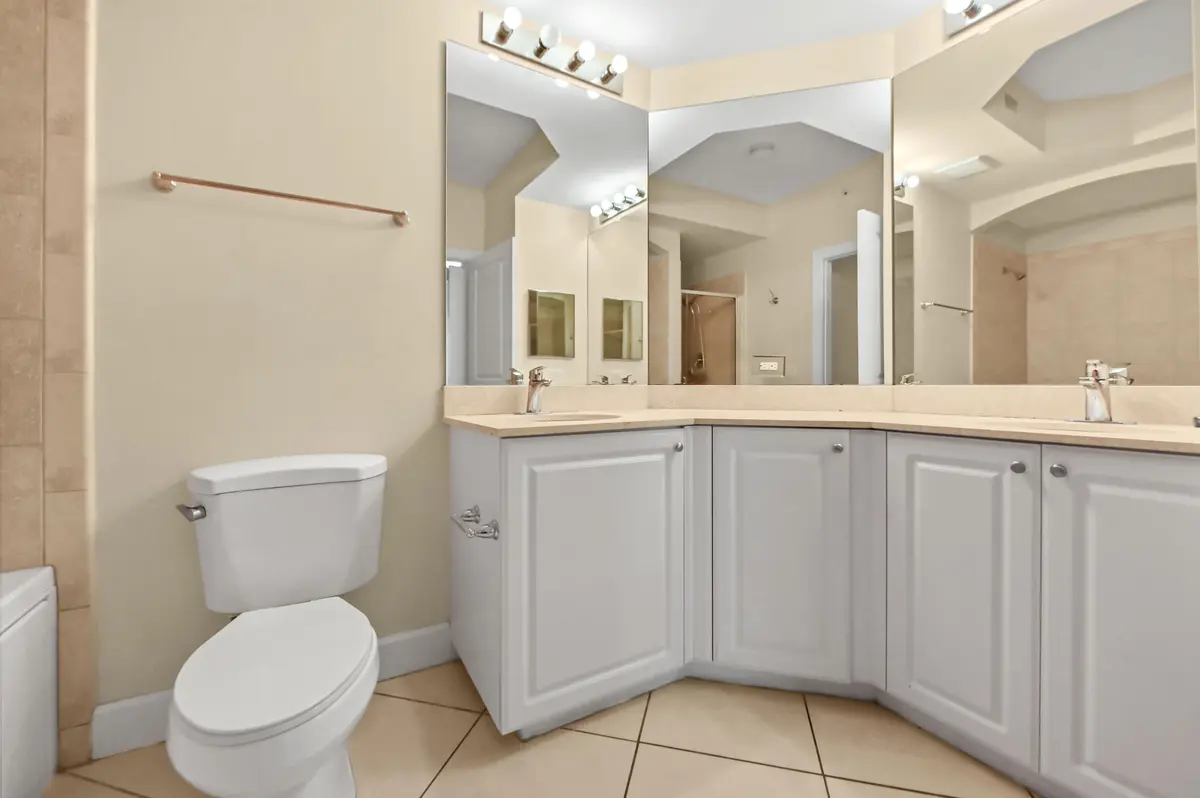 11 Bathroom 01 at 1660 Renaissance Commons Boulevard 2517, Boynton Beach