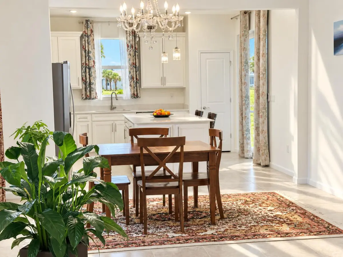 4501 jolly roger mnr-bright dining room at 4501 JOLLY ROGER Manor, Vero Beach