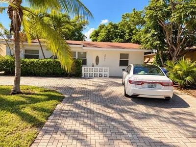 3851 NE 14TH Avenue, Pompano Beach – leased