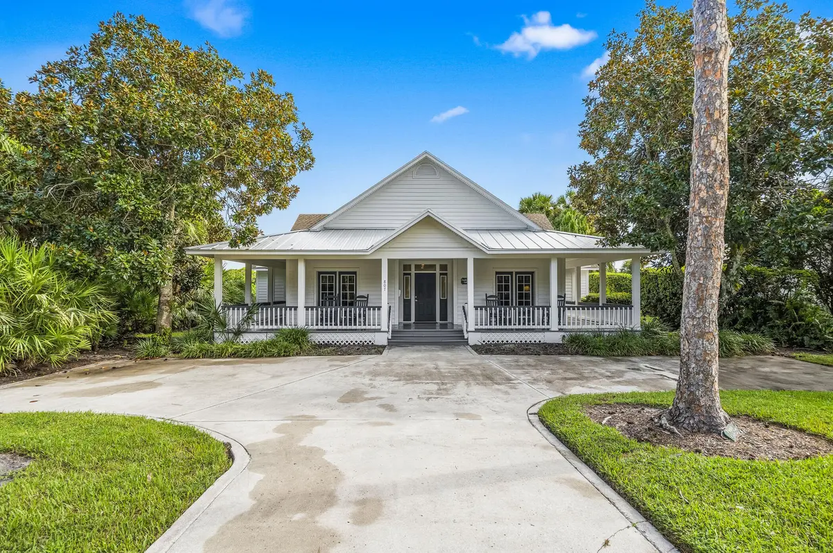 807 Carolina Cicle SW-148 at 807 CAROLINA Circle, Vero Beach