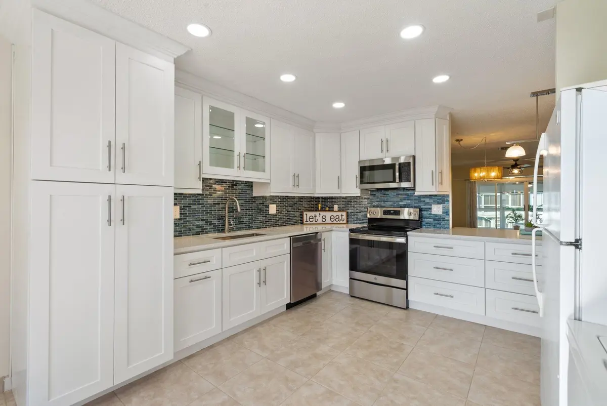 Stunning Kitchen Renovation at 1740 NW 19TH Terrace 202, Delray Beach