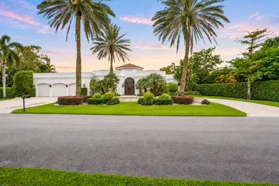 2344 Golf Brook Drive, Wellington – Single Family Residence for sale