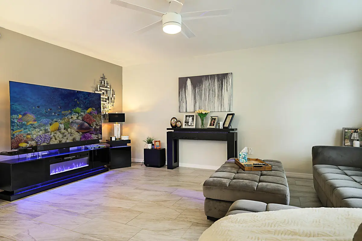 136 Tuscany B-13 at 136 Tuscany B, Delray Beach