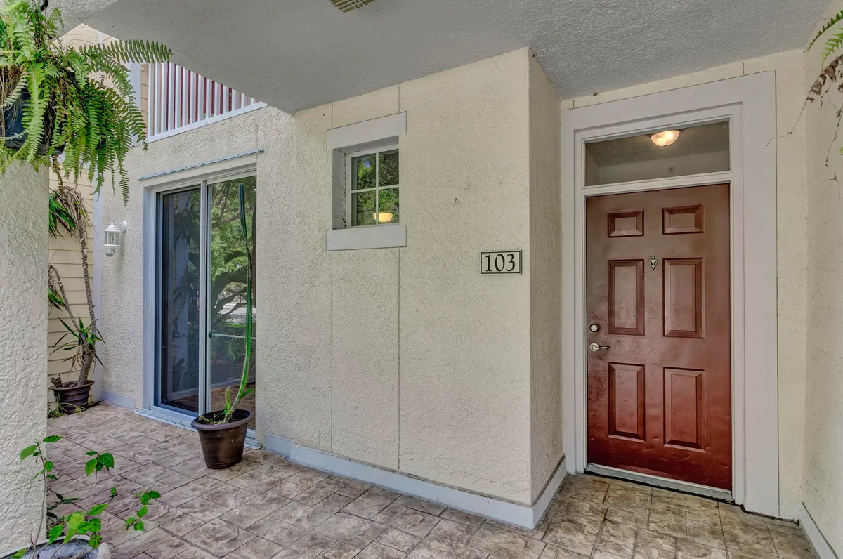 15_320a7629 at 175 GALICIA Way 103, Jupiter