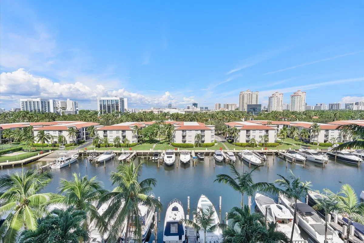 08-3029 NE 188th St #610_008 at 3029 NE 188TH Street 610, Aventura