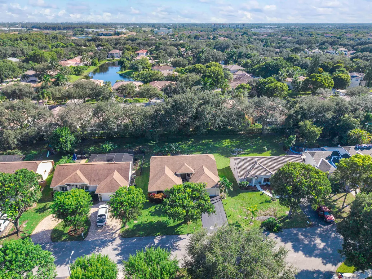 5285 Nw 51st Ct_002 at 5258 NW 51ST Court, Coconut Creek