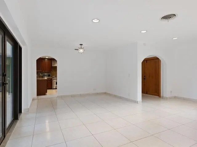 Living Dining view 2 at 1705 Ashby Road, Juno Beach
