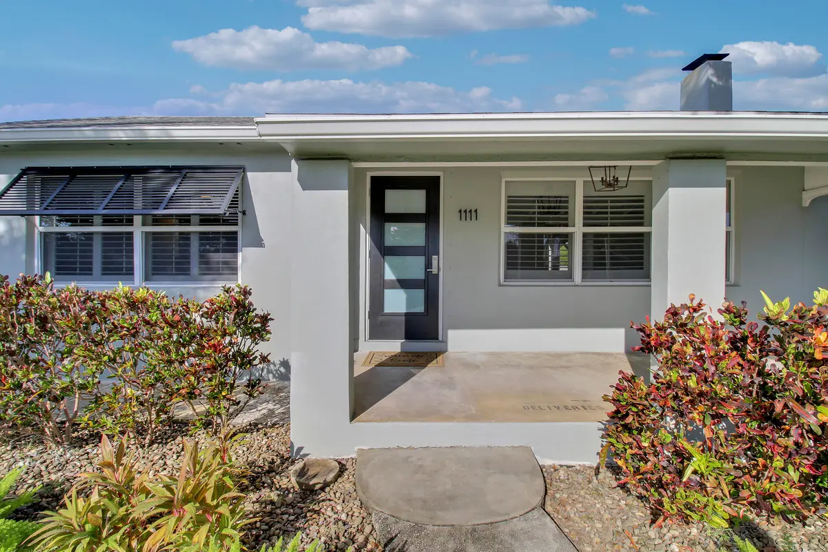 Front Porch at 1111 N B Street, Lake Worth Beach