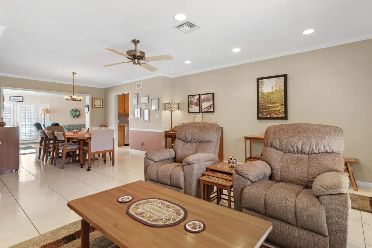 accutour_01 5741-ne-19th-terrace-011 at 5741 NE 19TH Terrace, Fort Lauderdale