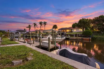 180 NE Surfside Avenue, Port St. Lucie – Single Family Residence for sale