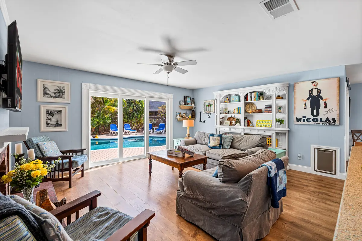 611 East Dr 6 Family Room at 611 East Drive, Delray Beach