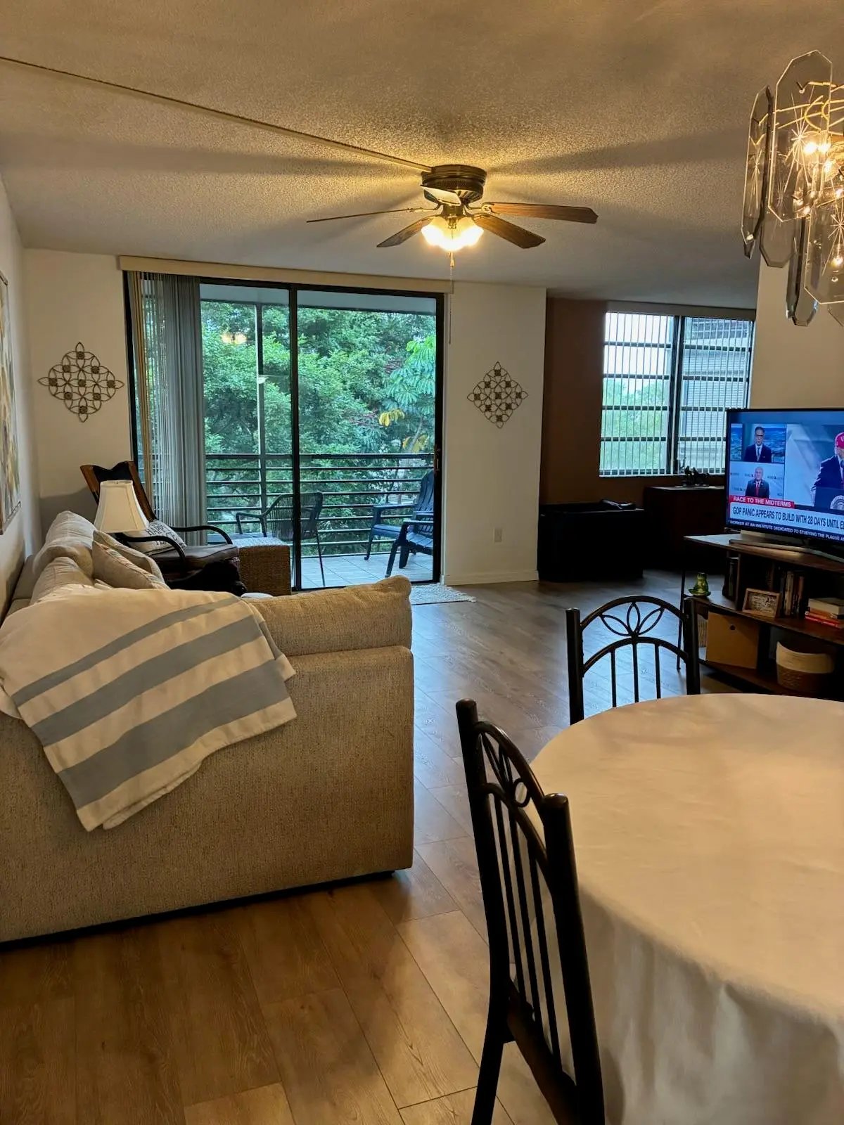 IMG_1694 at 1000 COLONY POINT Circle 404, Pembroke Pines