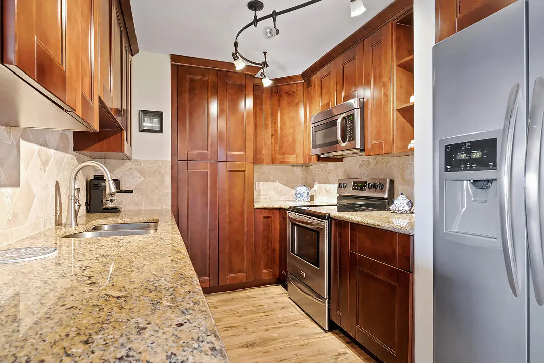 5600-N-FLAGLER-DR-310-33407-010 at 5600 N FLAGLER Drive 310, West Palm Beach