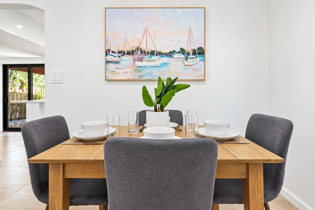 dining at 1216 NE 16th Terrace, Fort Lauderdale