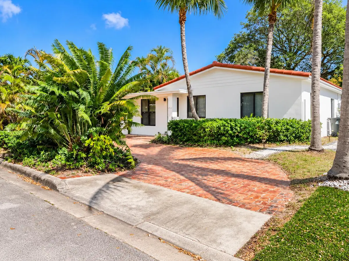 front(3) at 1216 NE 16th Terrace, Fort Lauderdale