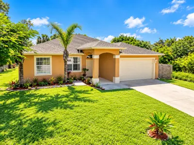 7907 Winter Garden Parkway, Fort Pierce – Single Family Residence for sale
