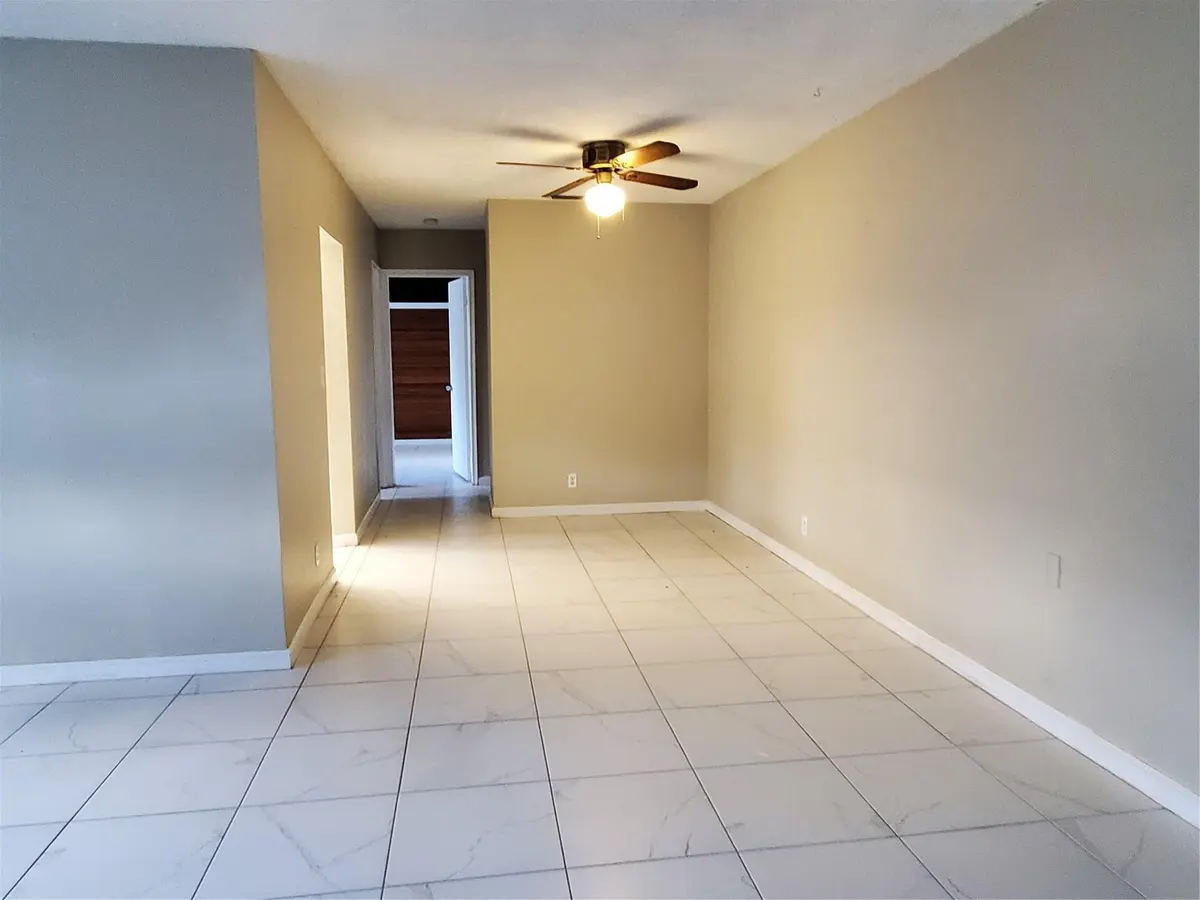 Photo 2 at 123 SW 17th Street, Pompano Beach