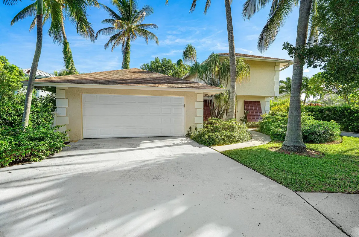 003-491NeptuneRoad-JunoBeach-FL-33408-SM at 491 NEPTUNE Road, Juno Beach