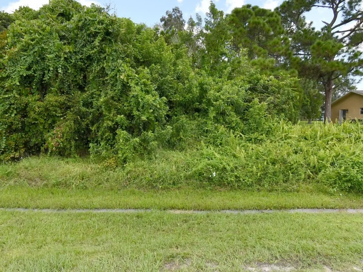 139Byron street pic at 139 NW BYRON Street, Port St. Lucie