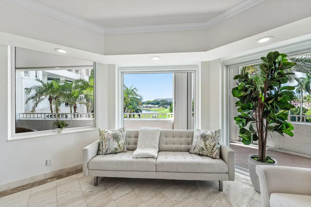 003-300Southeast5thAvenue-3170-BocaRaton at 300 SE 5th Avenue 3170, Boca Raton