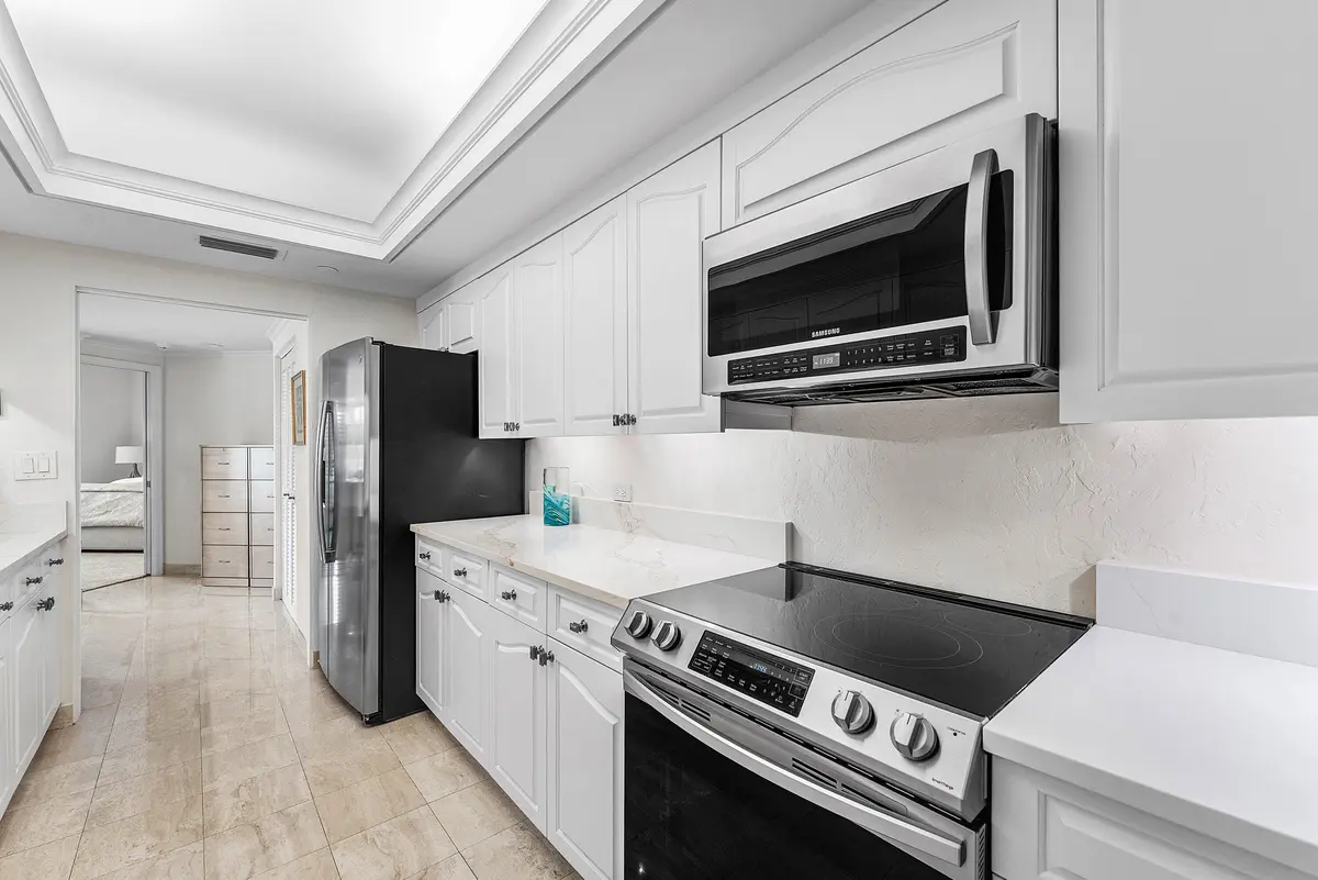 007-300Southeast5thAvenue-3170-BocaRaton at 300 SE 5th Avenue 3170, Boca Raton