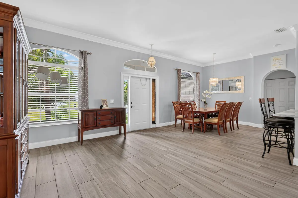 7-web-or-mls-5P1A4562 at 422 SW TULIP Boulevard, Port St. Lucie