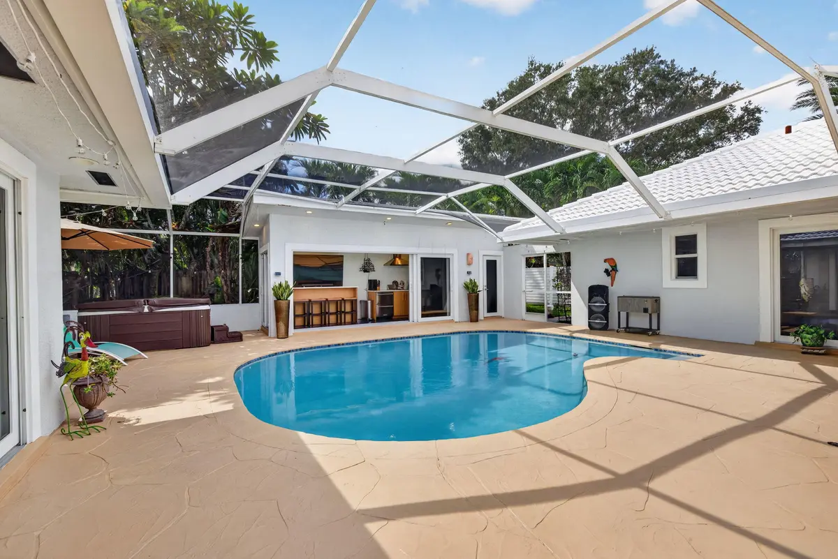 44-web-or-mls-_A7A5302 at 330 SW 75th Avenue, Plantation