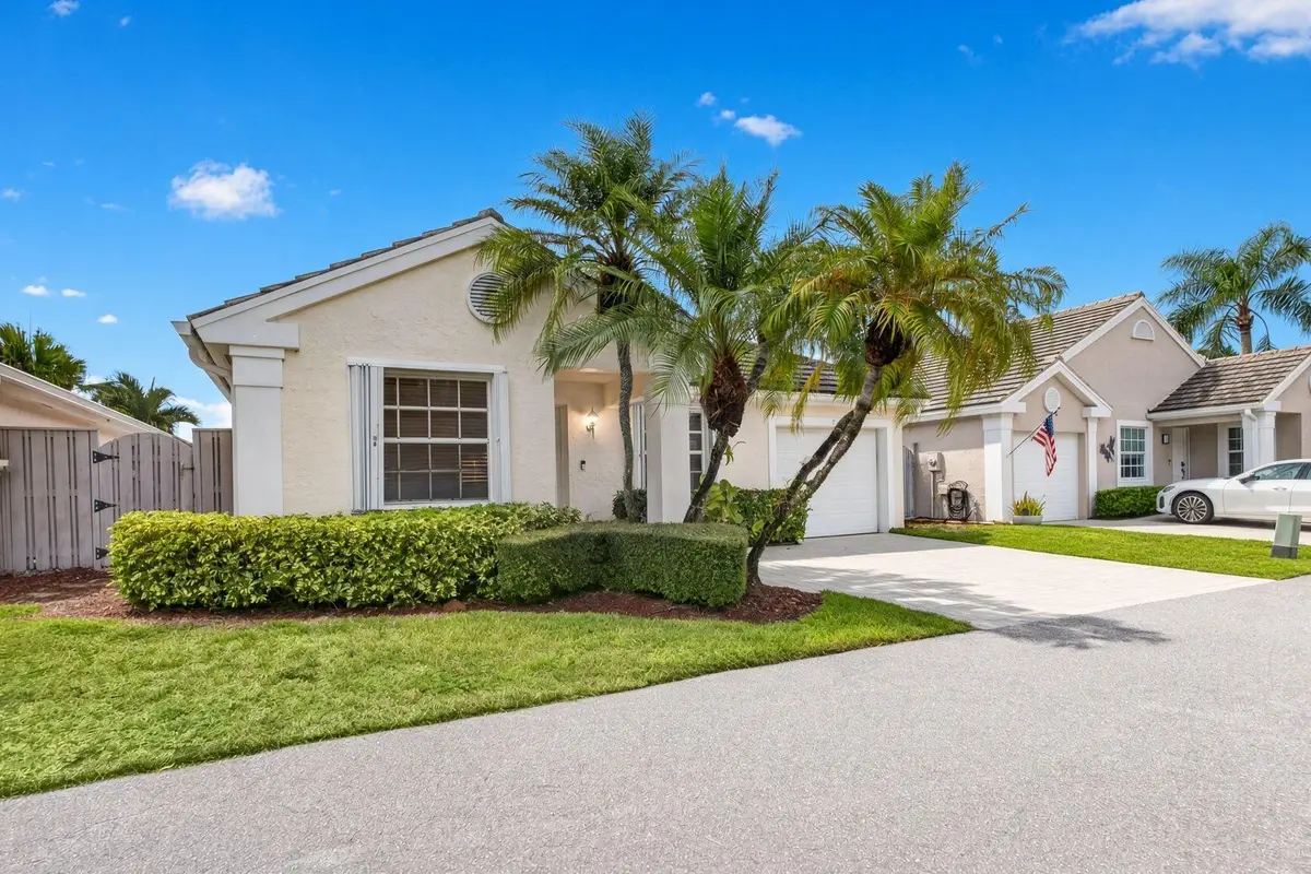 1-web-or-mls-jK857 at 7 GOVERNORS Court, Palm Beach Gardens