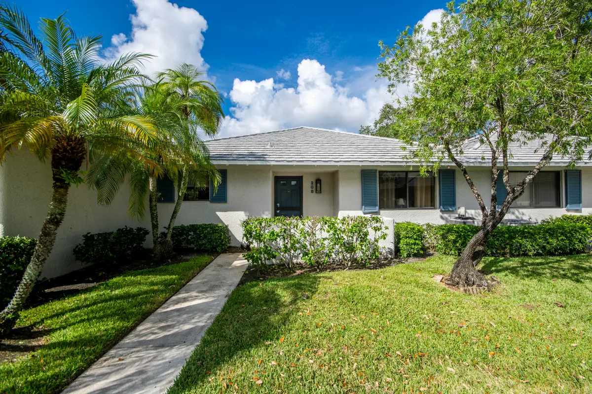 _IMG1557 at 208 Club Drive, Palm Beach Gardens