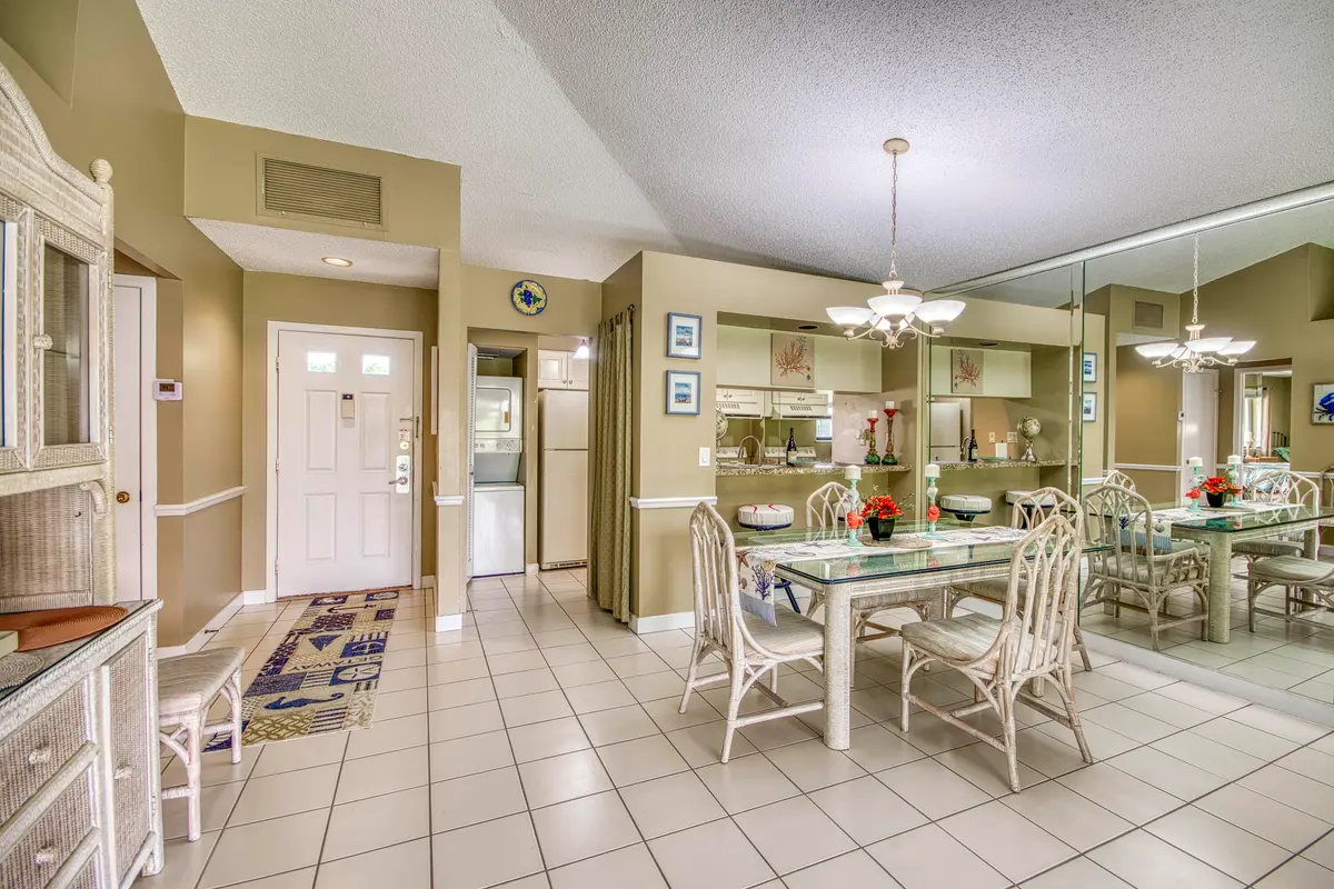 _IMG1570_HDR at 208 Club Drive, Palm Beach Gardens