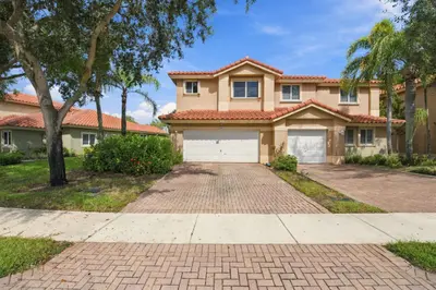 5643 NW 125TH Avenue, Coral Springs – Townhouse for rent