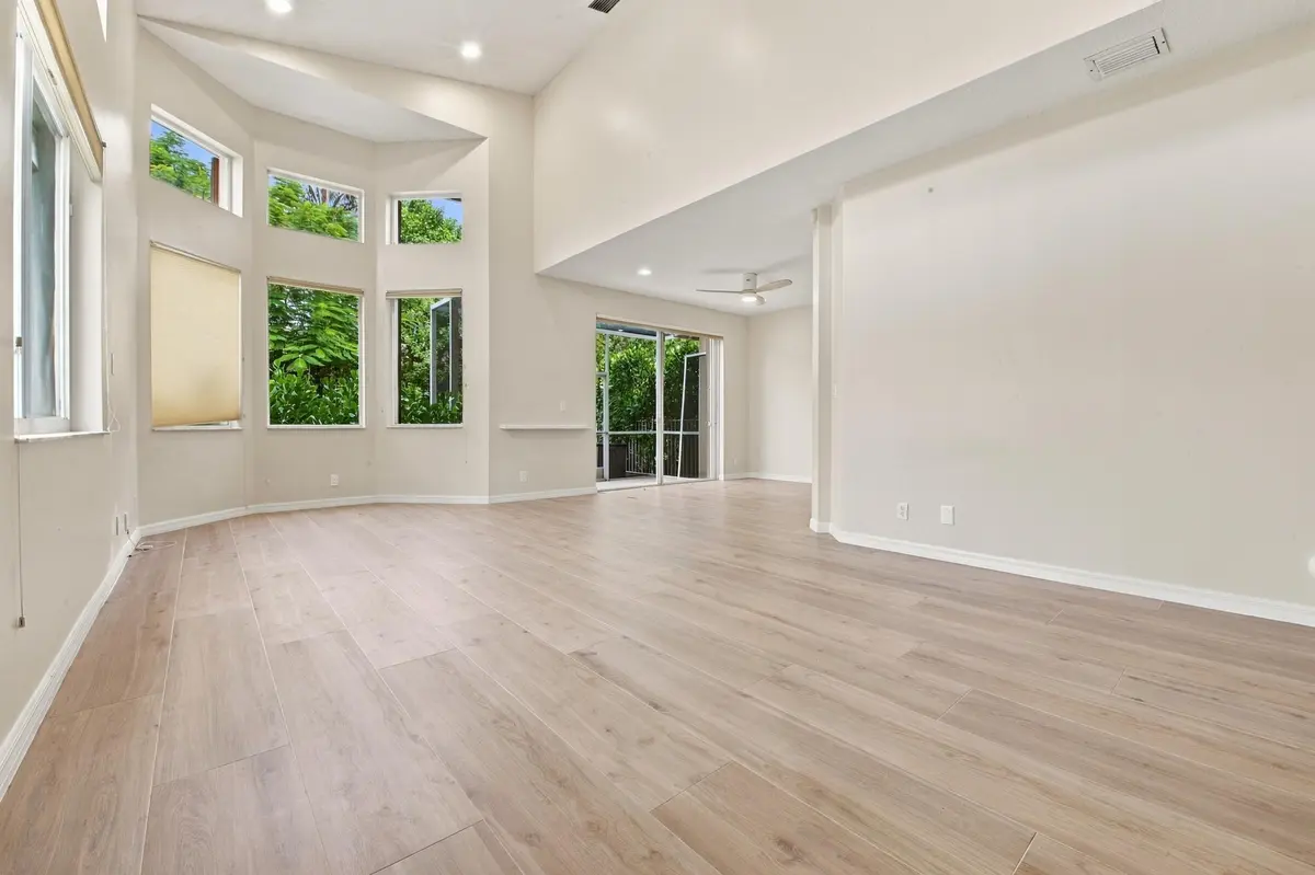 _dsc3281 at 5643 NW 125TH Avenue, Coral Springs