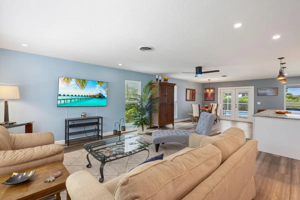 26-web-or-mls-0B2A8109 at 1270 42nd Avenue, Vero Beach