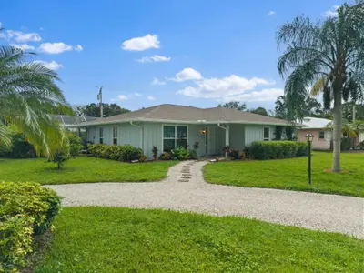 1270 42nd Avenue, Vero Beach – Single Family Residence for sale