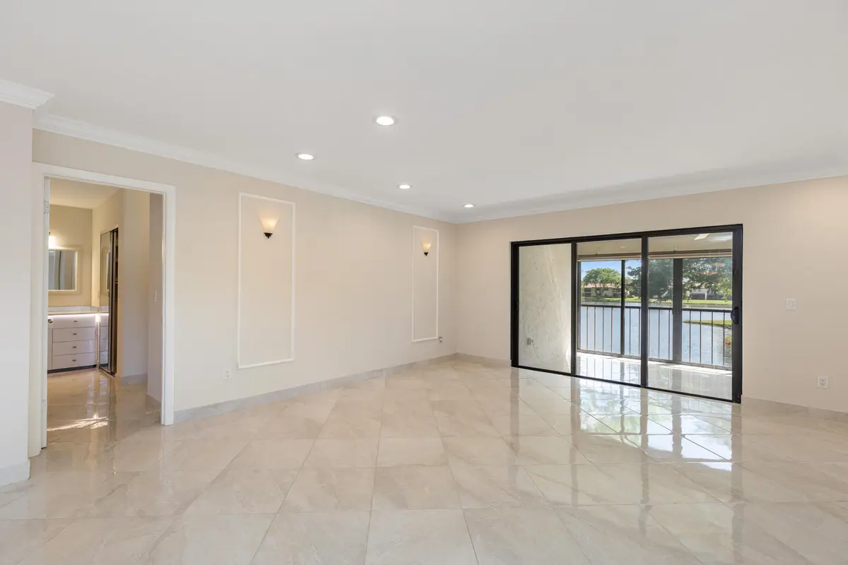Living room at 21851 ARRIBA REAL L, Boca Raton
