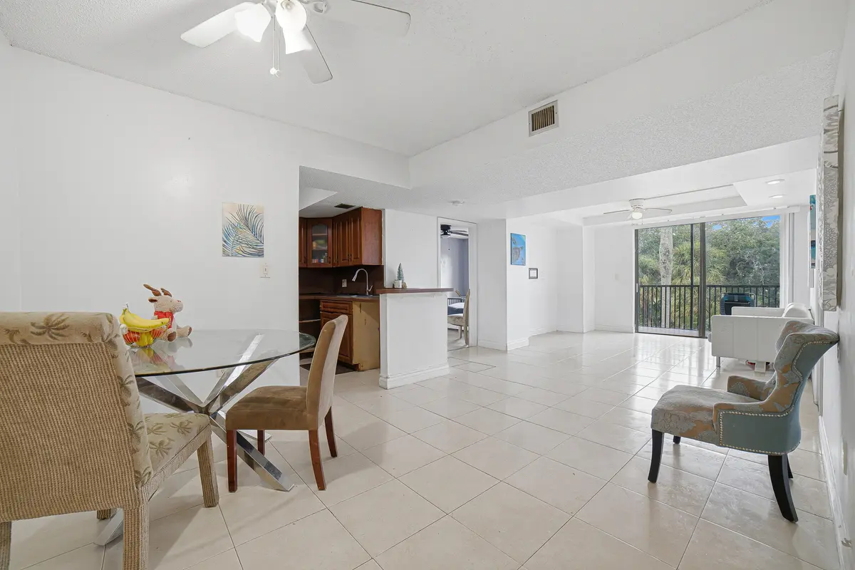 06-Entrance at 5530 NW 44TH Street 309C, Lauderhill