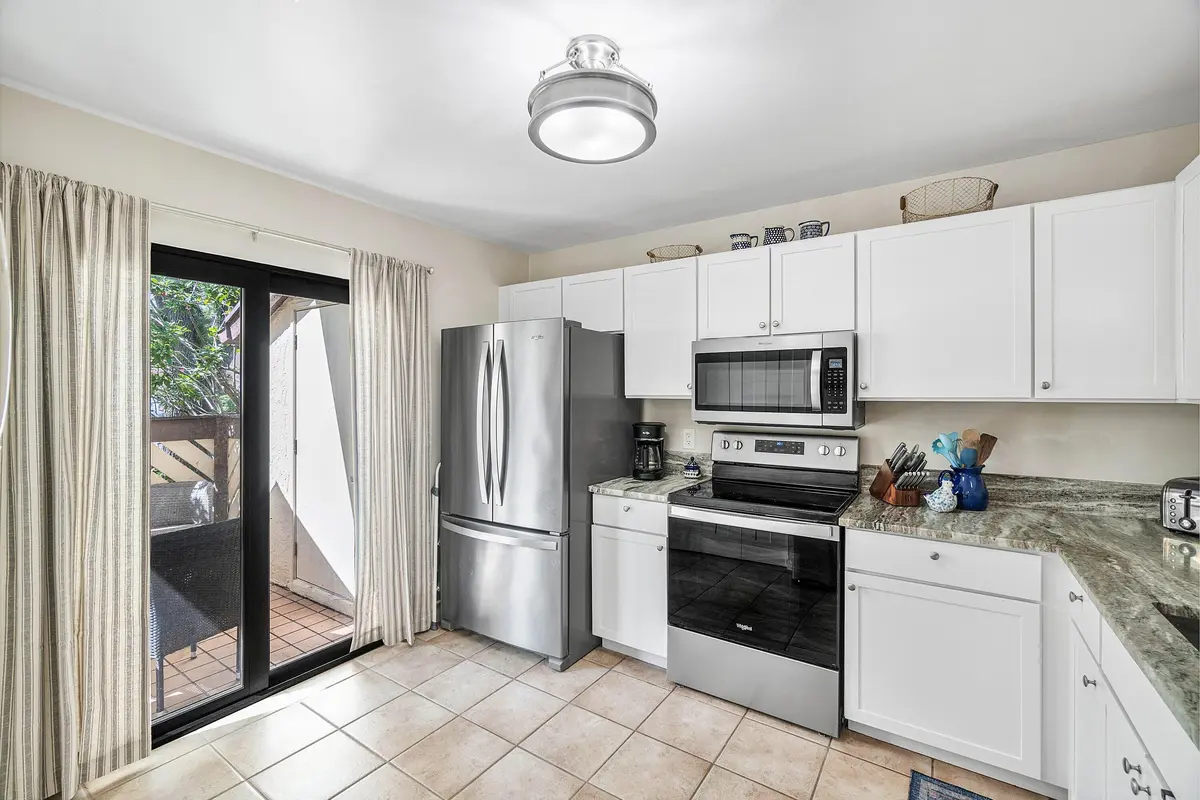 007-144KarandaCourt-RoyalPalmBeach-FL-33 at 144 Karanda Court, Royal Palm Beach
