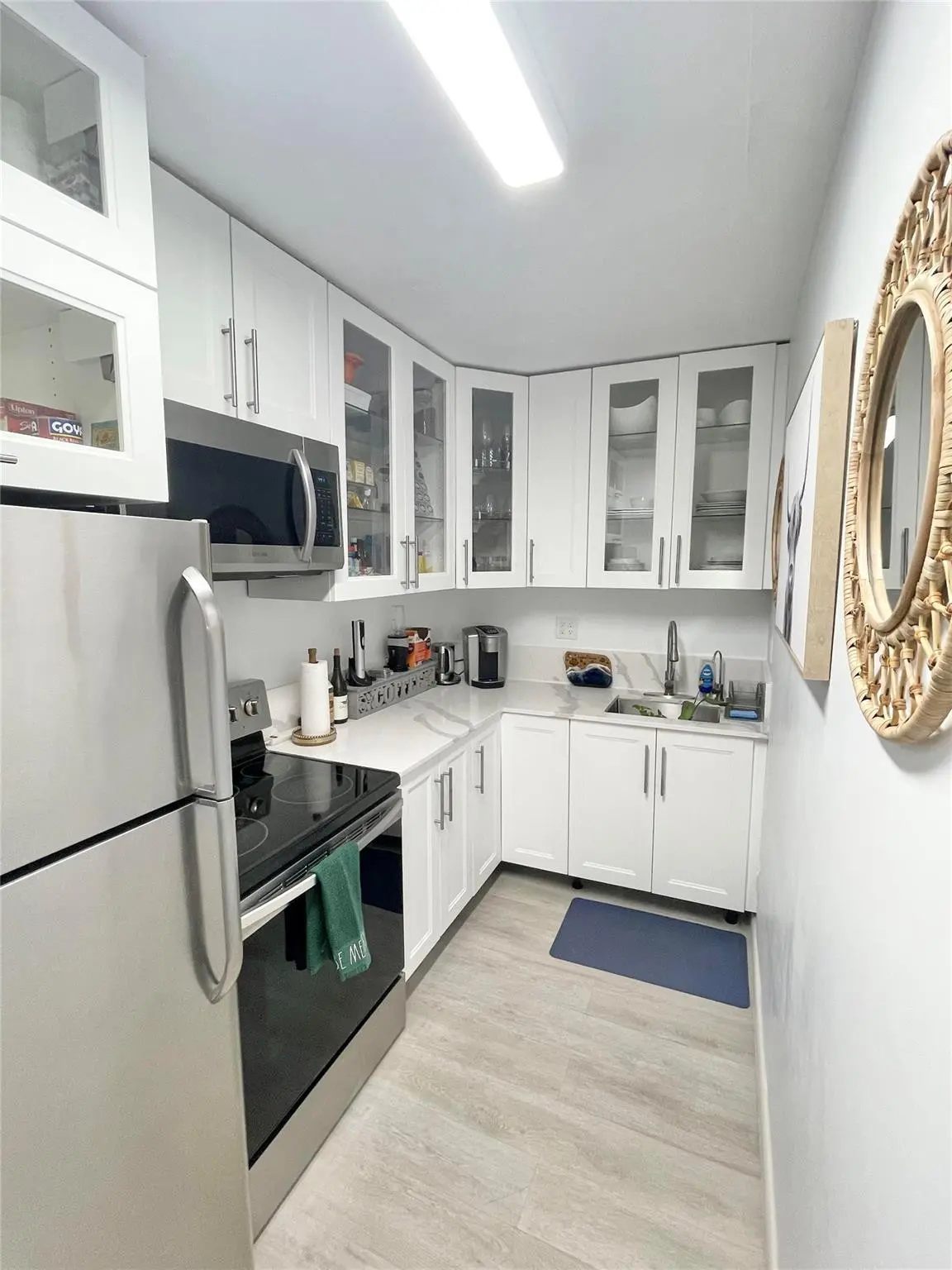 Photo 6 at 3000 Riomar Street 307, Fort Lauderdale