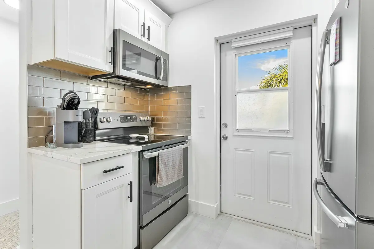 Kitchen at 330 N Federal Highway 211, Deerfield Beach