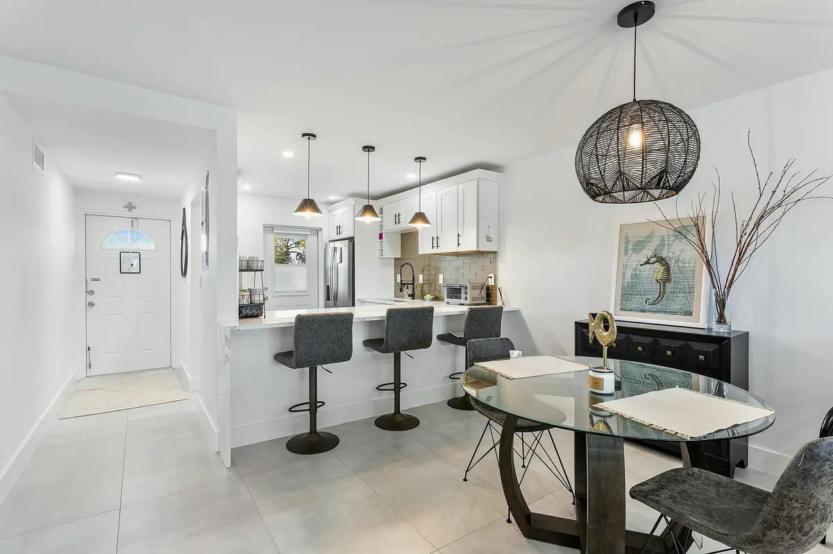 Dining Room at 330 N Federal Highway 211, Deerfield Beach