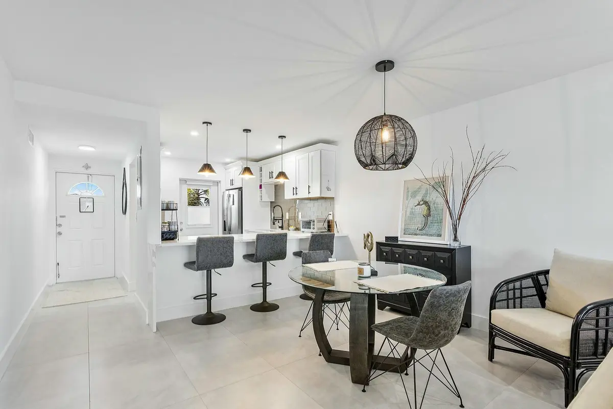 Dining Room at 330 N Federal Highway 211, Deerfield Beach