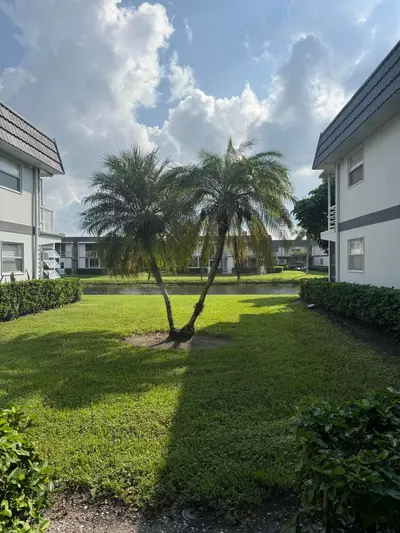 305 Saxony G, Delray Beach – Condominium for rent
