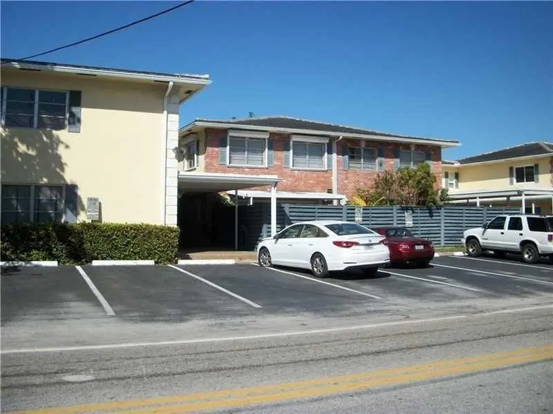 Photo 2 at 1501 SE 15TH Street 3-4, Fort Lauderdale