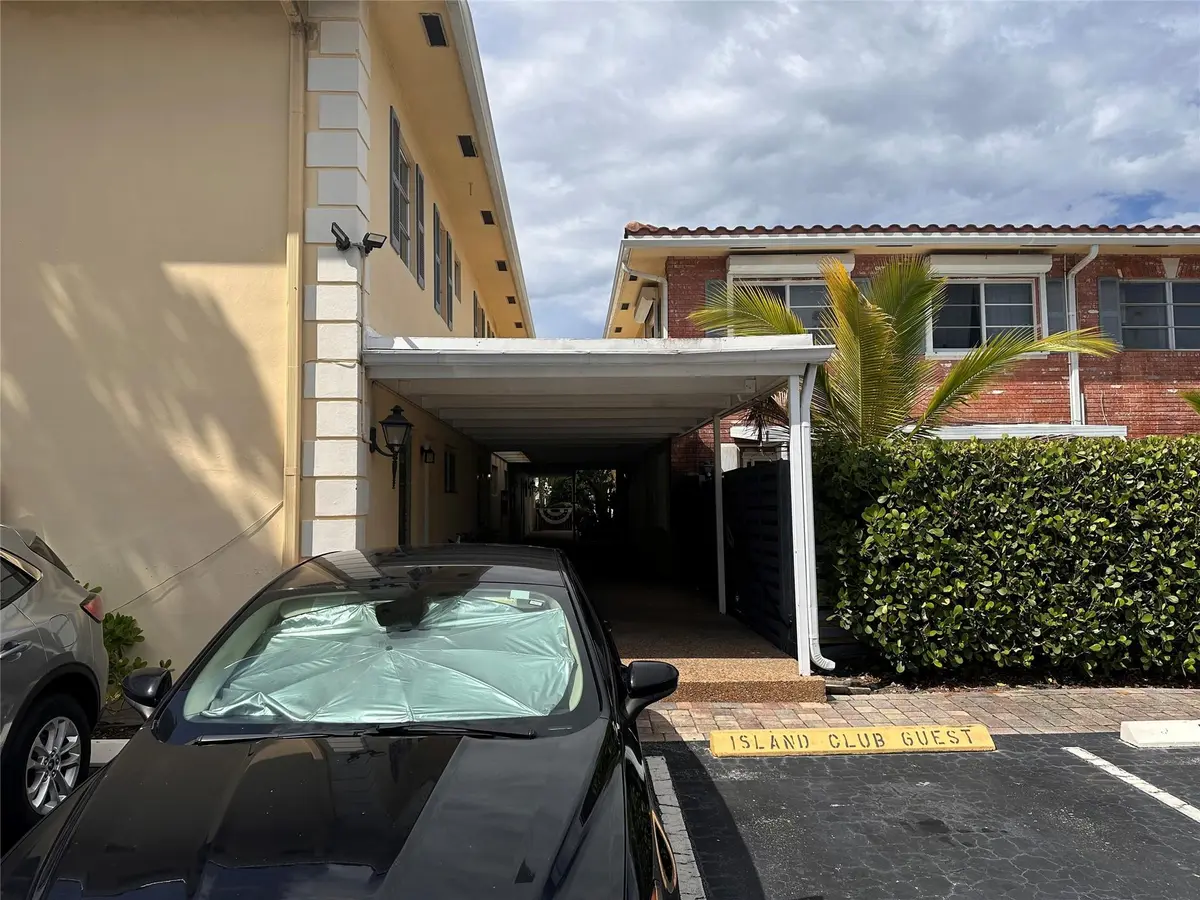 Photo 3 at 1501 SE 15TH Street 3-4, Fort Lauderdale