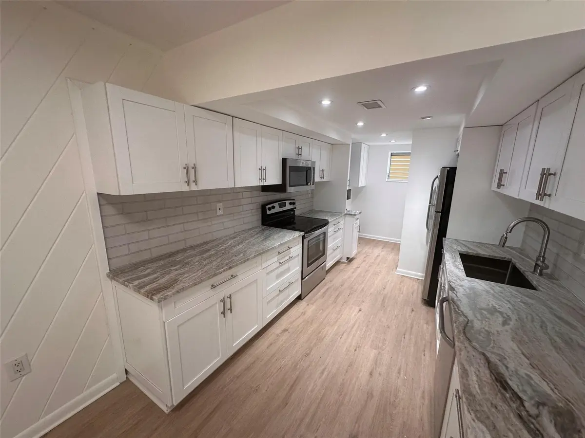 Photo 8 at 1501 SE 15TH Street 3-4, Fort Lauderdale