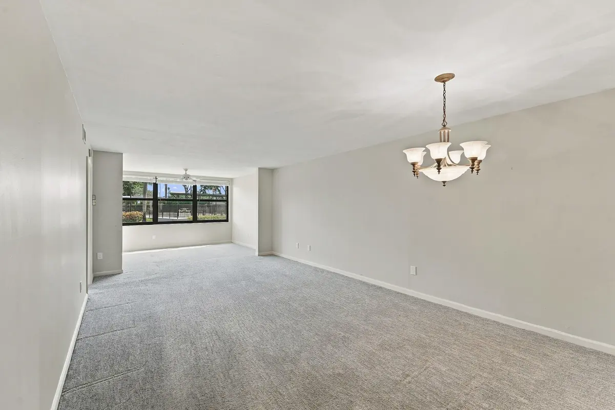06_living room at 10607 W CLAIRMONT Circle 109, Tamarac