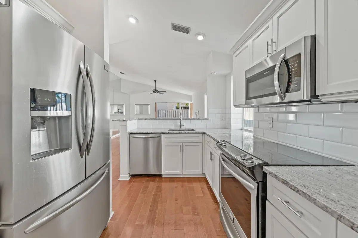 19-web-or-mls-DSC06058 at 28 Governors Court, Palm Beach Gardens