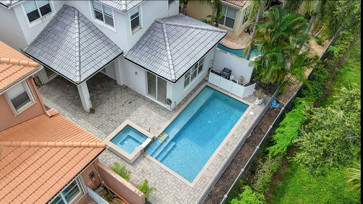 Aerial View at 207 ISLE VERDE Way, Palm Beach Gardens